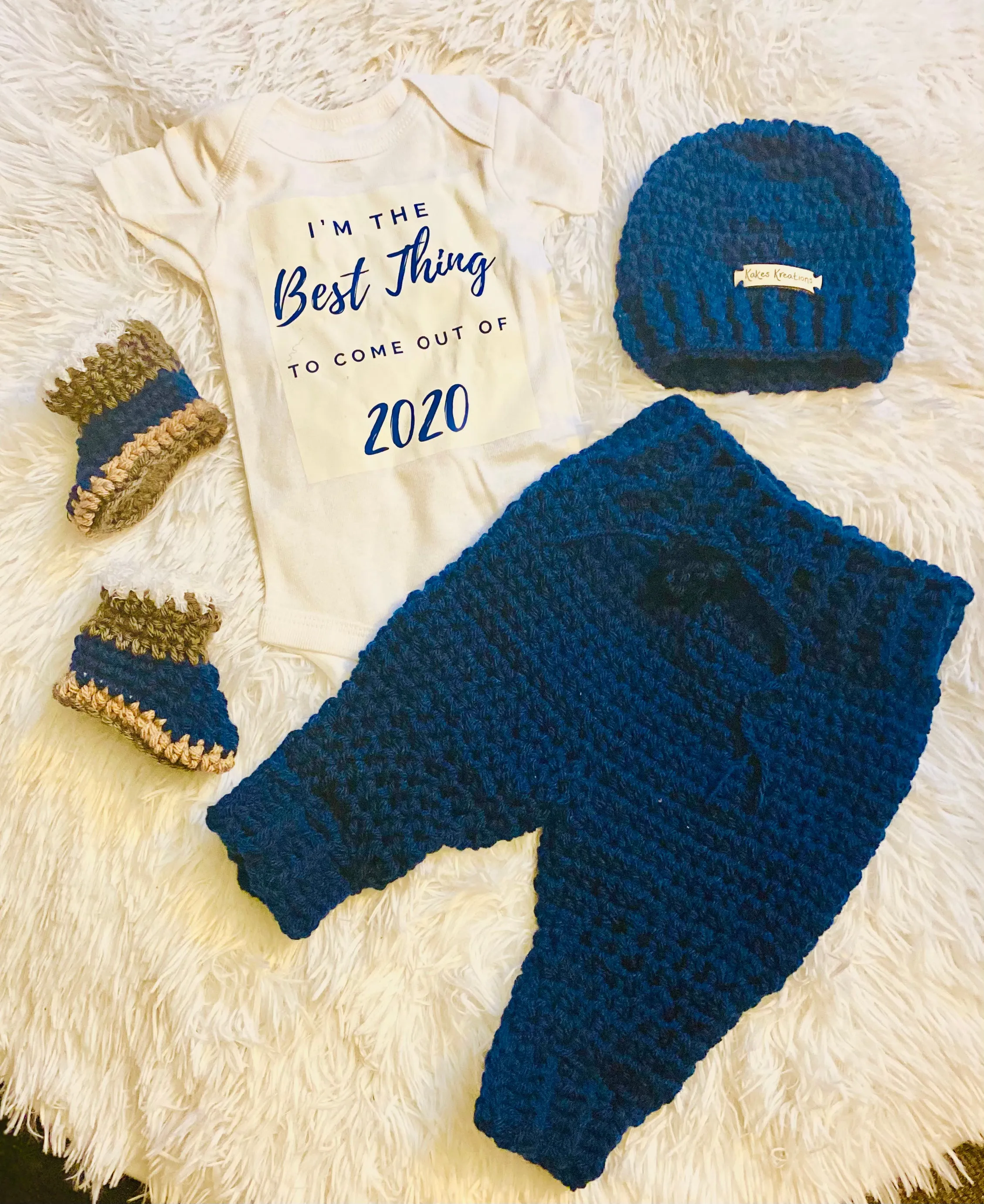 Baby booties & hat set