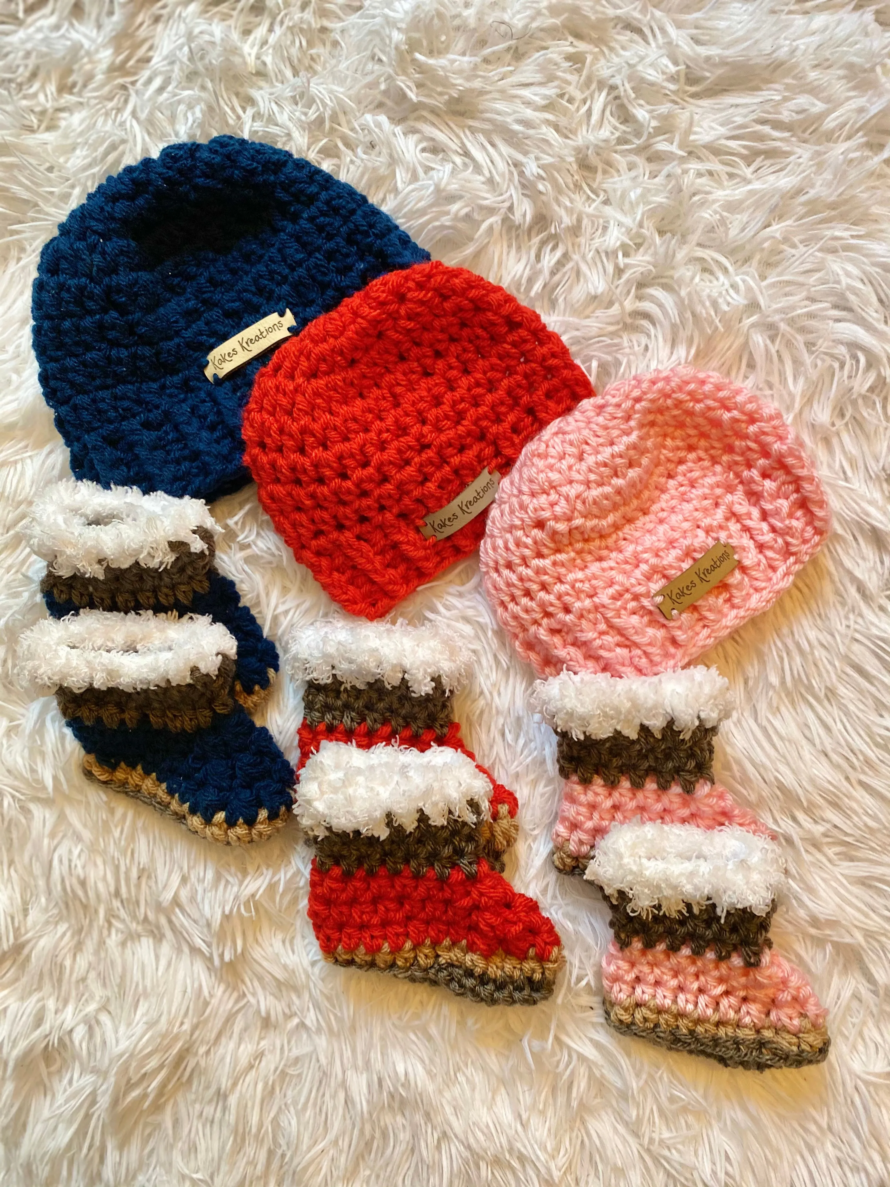 Baby booties & hat set