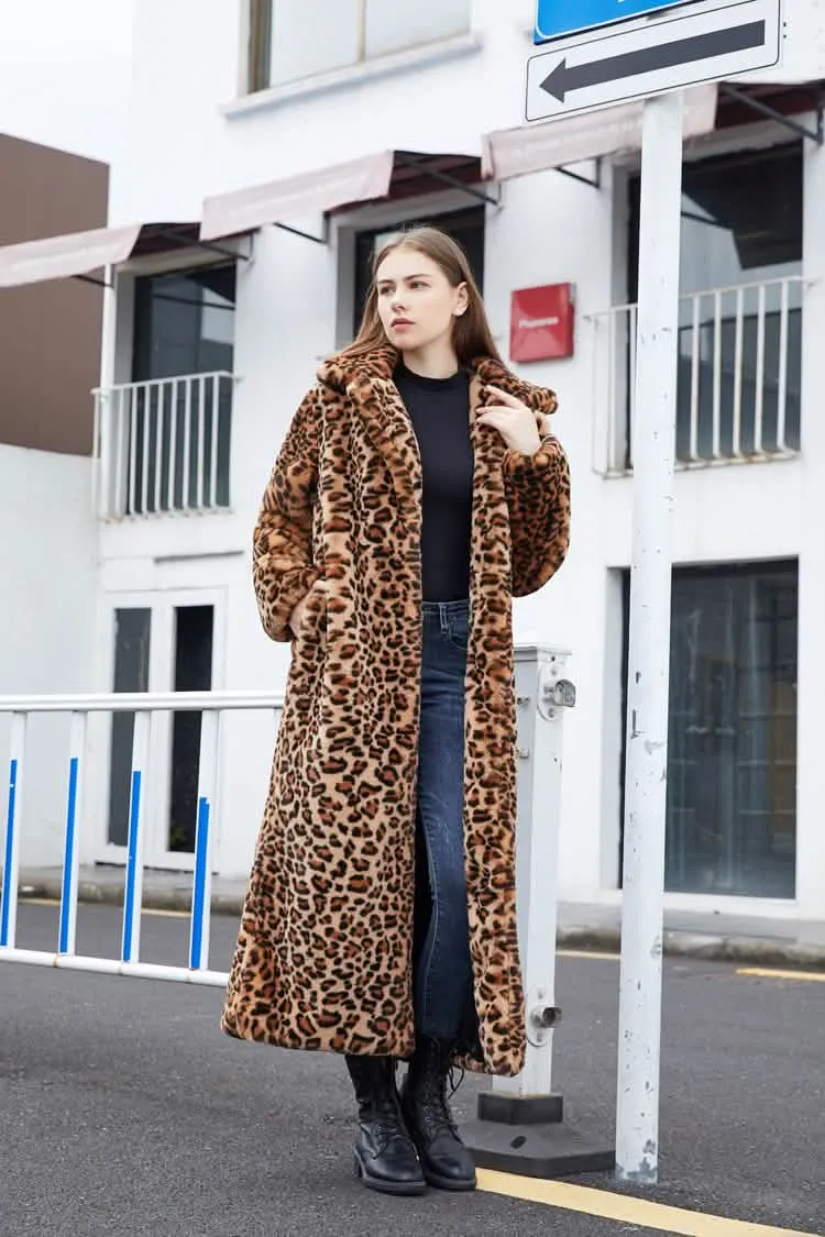 Chic Leopard Print Faux Fur Winter Coat with Elegant Tailored Collar for Women