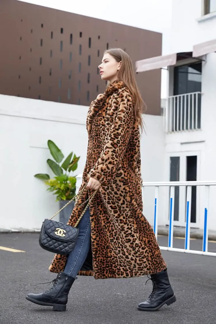 Chic Leopard Print Faux Fur Winter Coat with Elegant Tailored Collar for Women