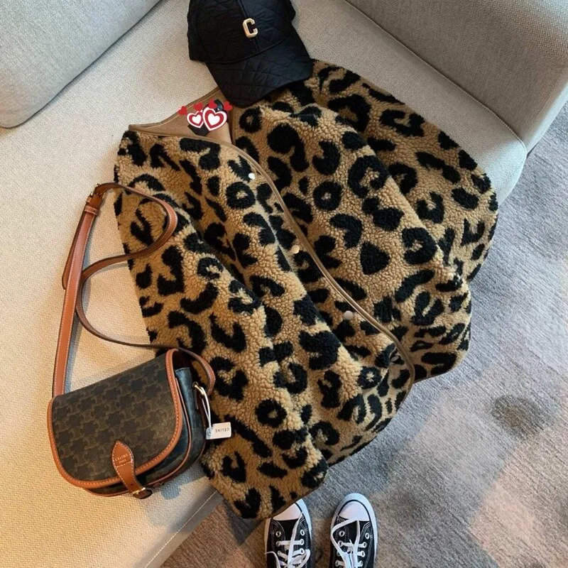 Leopard fur integrated short coat women autumn winter versatile 2021 Korean version loose thin casual thickening jacket