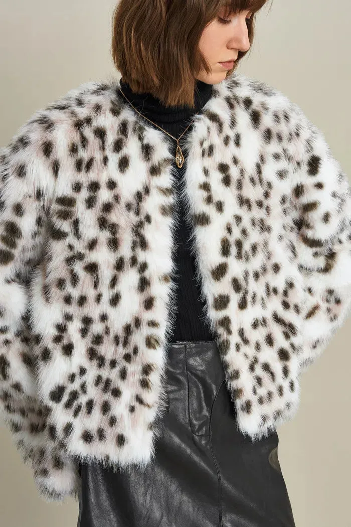 Lucrezia Snow Leopard Coat in Premium Faux Fur